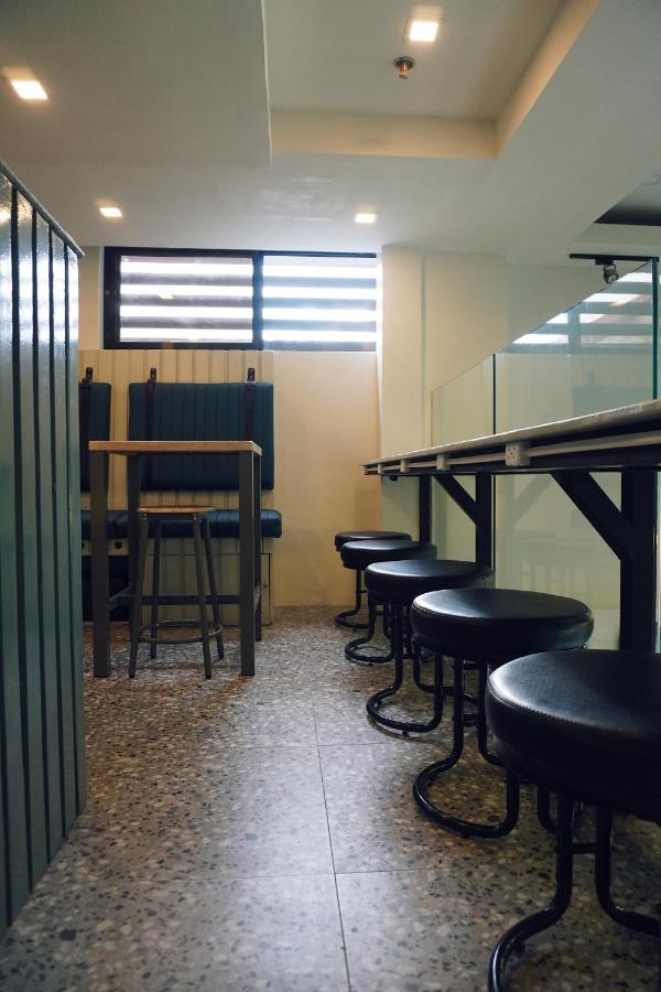 Cebu Backpackers Hostel エクステリア 写真
