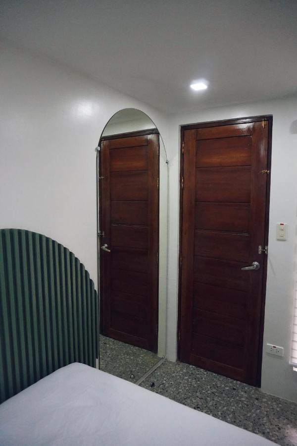 Cebu Backpackers Hostel エクステリア 写真