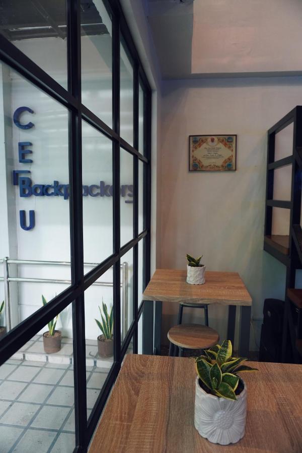 Cebu Backpackers Hostel エクステリア 写真