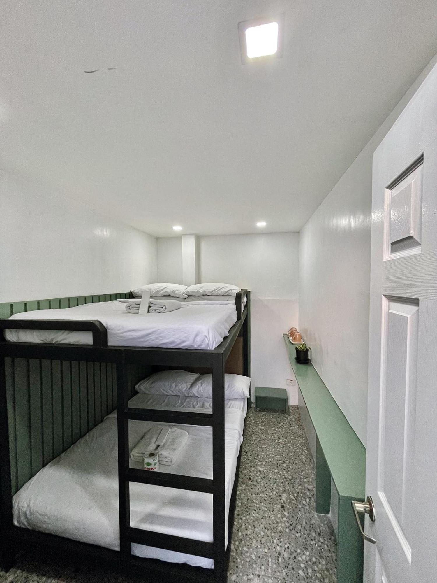Cebu Backpackers Hostel エクステリア 写真
