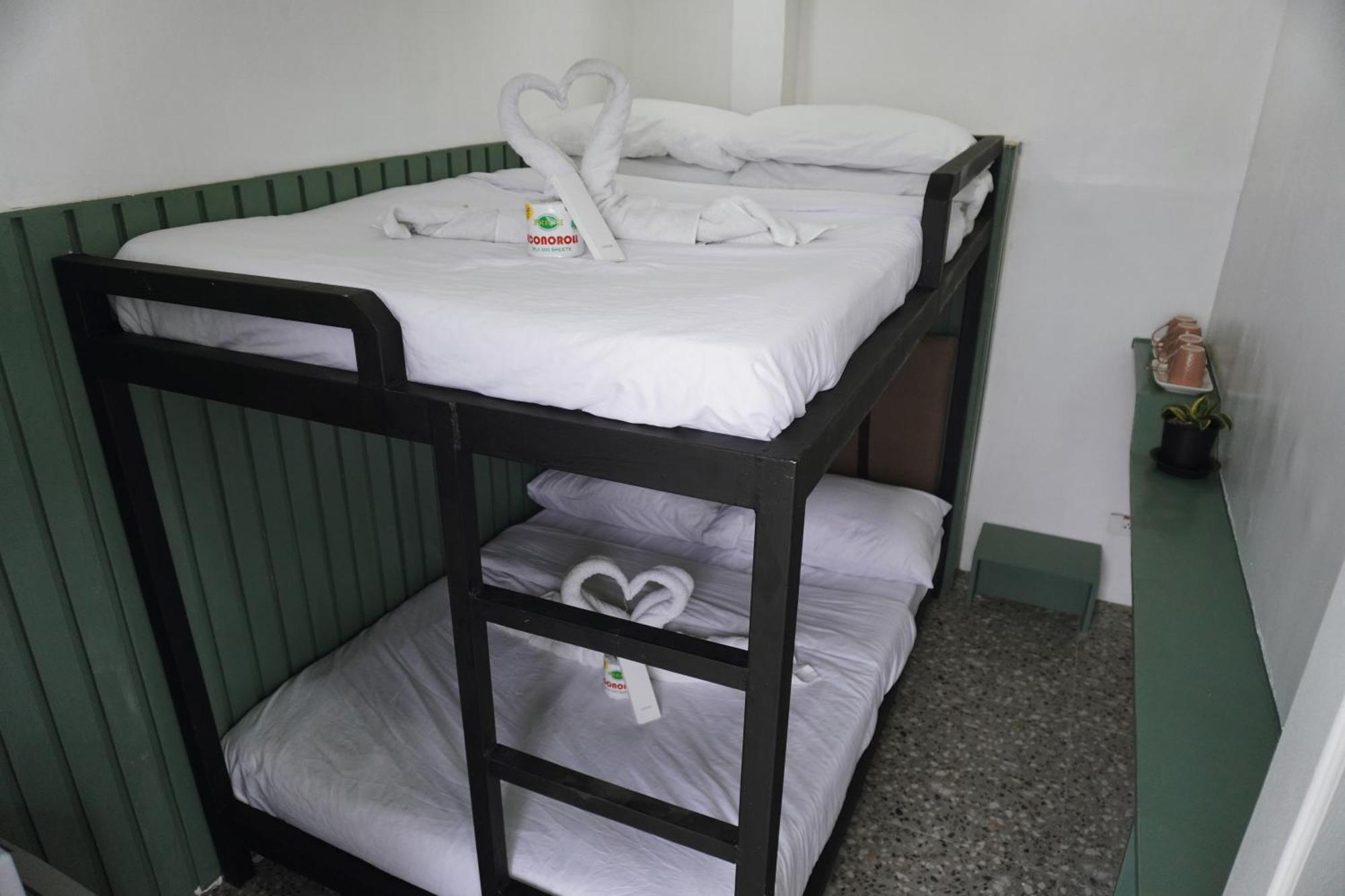 Cebu Backpackers Hostel エクステリア 写真
